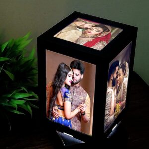 The Rotating Photo Lamp for Captivating Memories (4x4x4)